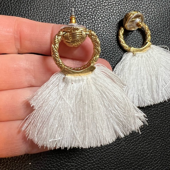 Door-Knocker Fringe Earrings - Picture 7 of 11